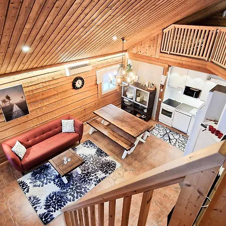 Villa Kantri - 10hloe, Laensi-himos *