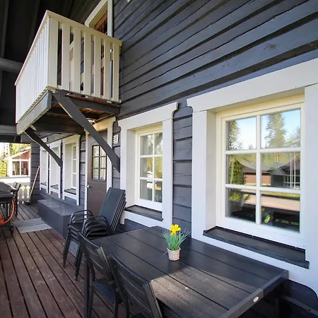 Kantri - 10hloe, Laensi-himos *