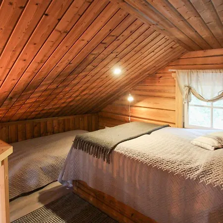 Kantri - 10hloe, Laensi-himos Villa Jämsä